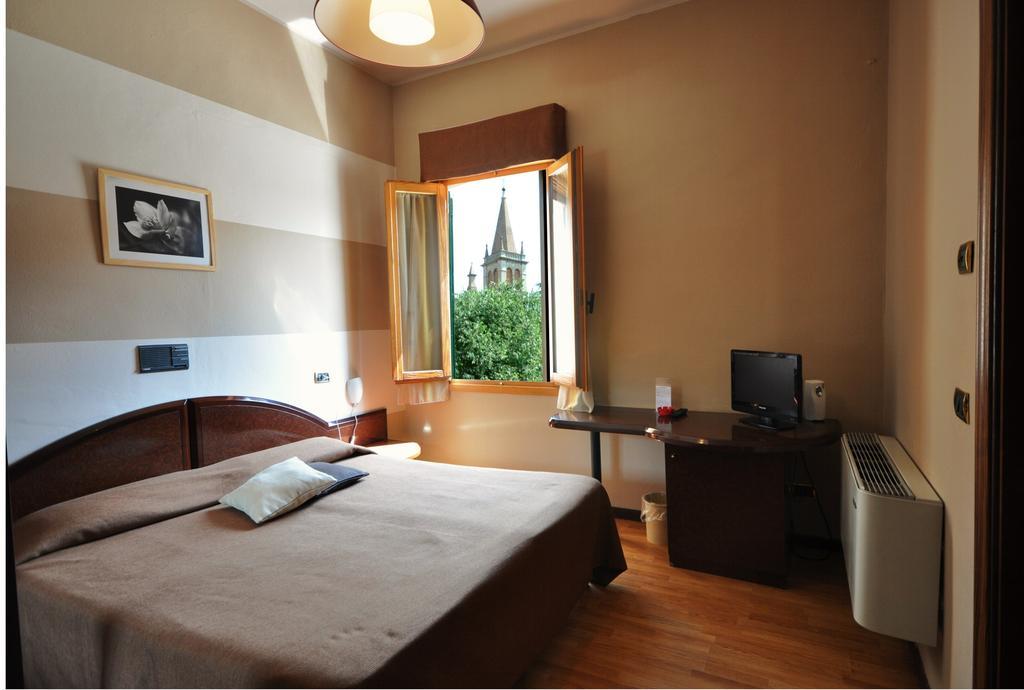 Drake Hotel Maranello Room photo